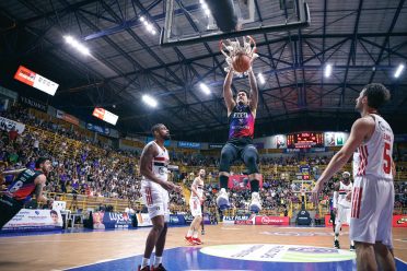 São Paulo impõe jogo, vence Franca e provoca terceira partida na final do  Paulista de basquete, basquete