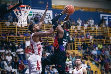 Em jogo emocionante, São Paulo vence o Franca e conquista o título do Campeonato  Paulista de Basquete - Lance!